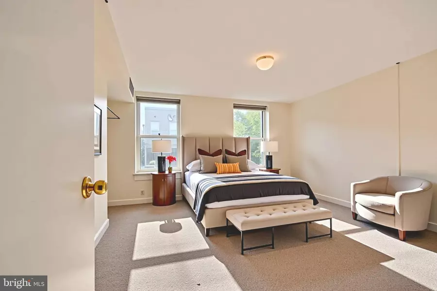 229 S ANN ST #APT. B, Baltimore, MD 21231