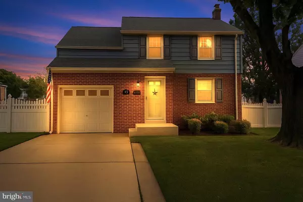 215 LYNDHURST AVE, Wilmington, DE 19803