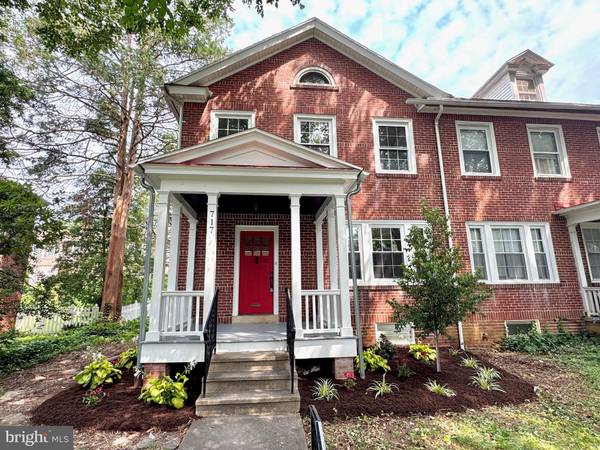 717 WAYNE AVE, West Reading, PA 19611