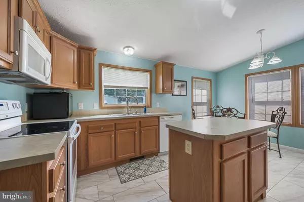 Felton, DE 19943,3992 MIDSTATE RD