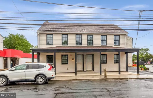 Philadelphia, PA 19128,7041 RIDGE AVE