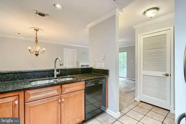 Bel Air, MD 21014,600 SQUIRE LN #2J