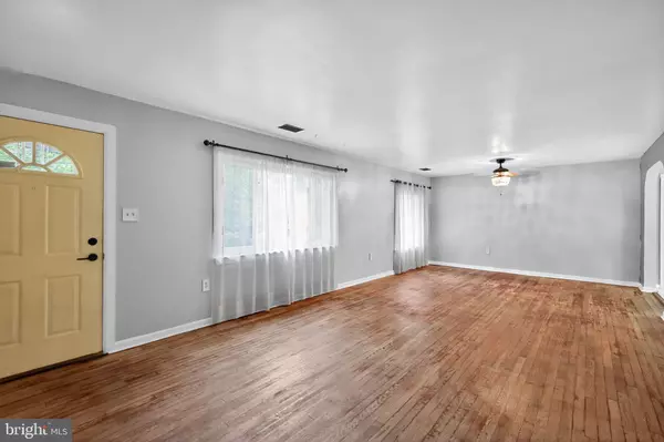 Suitland, MD 20746,4109 SKYLINE DR