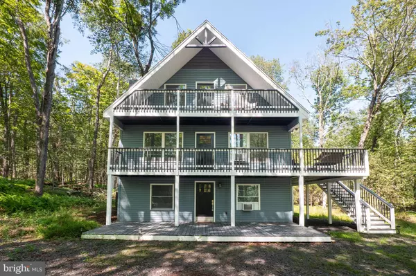 49 W CREEK VIEW DR, Gouldsboro, PA 18424