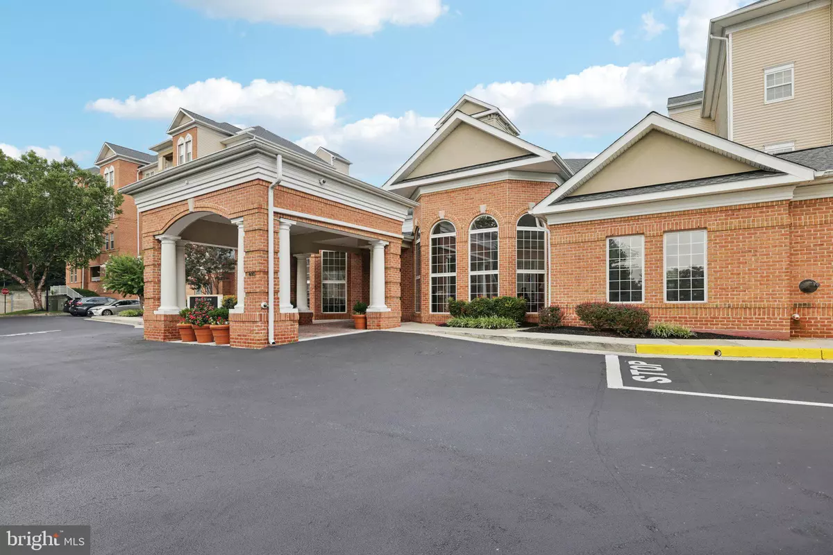 Cockeysville, MD 21030,400 SYMPHONY CIR #455D