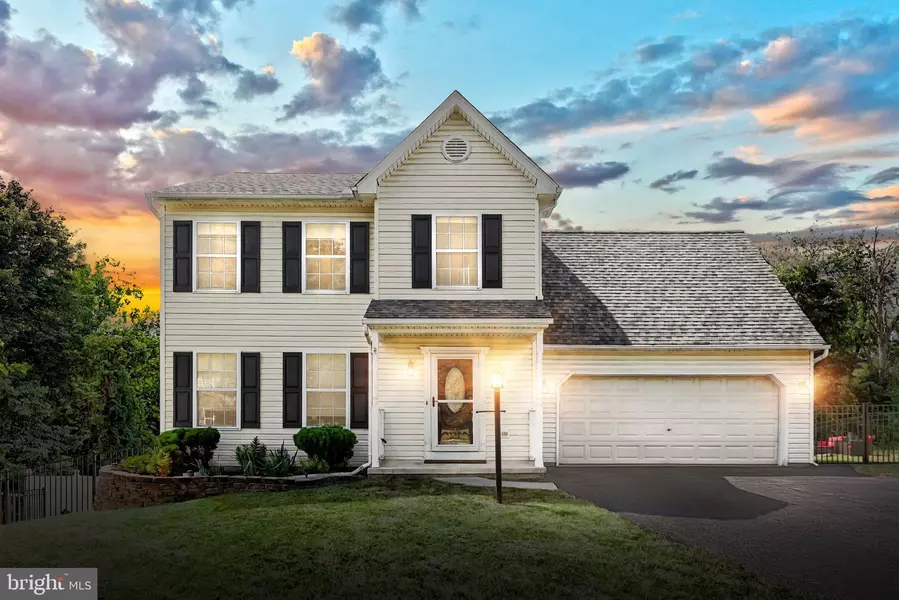 20 BURBERRY LN, Mount Wolf, PA 17347