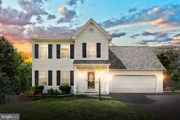 20 BURBERRY LN, Mount Wolf, PA 17347