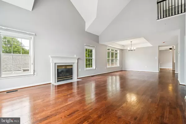 Owings Mills, MD 21117,9910 MIDDLE MILL DR #55