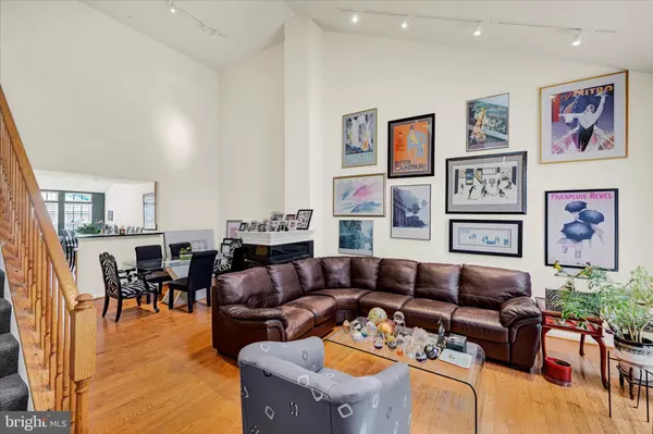 Pikesville, MD 21208,8402 PRAIRIE ROSE #8402