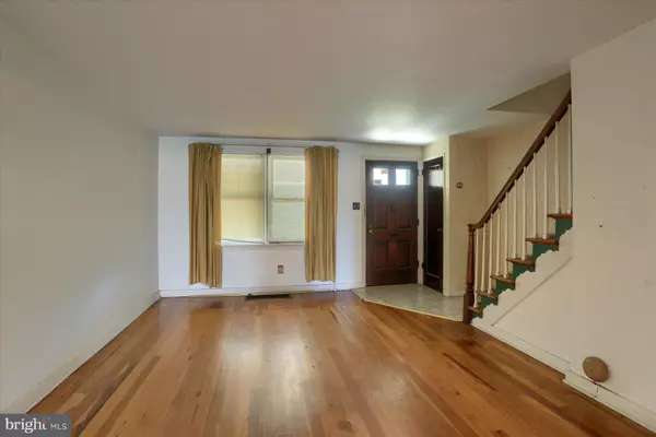 Harrisburg, PA 17104,2158 BERRYHILL ST