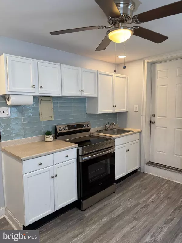 Brookhaven, PA 19015,210 8TH ST