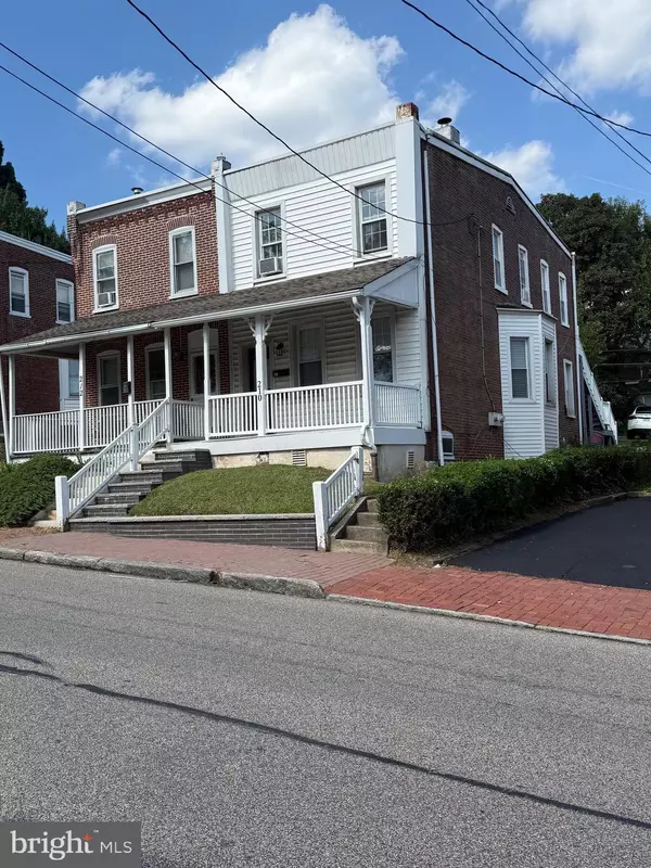 Brookhaven, PA 19015,210 8TH ST