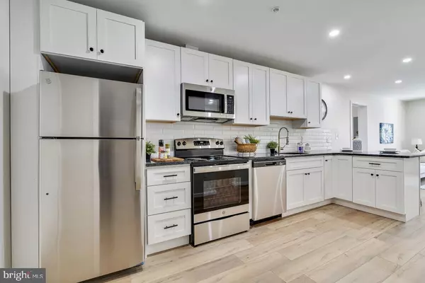 Philadelphia, PA 19144,4529-4531 PULASKI AVE