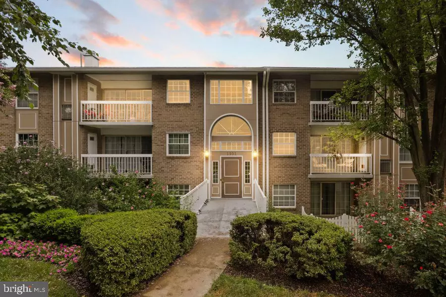 1931 WILSON LN #101, Mclean, VA 22102