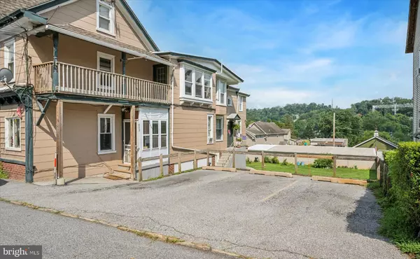 Aston, PA 19014,2630 MOUNT RD