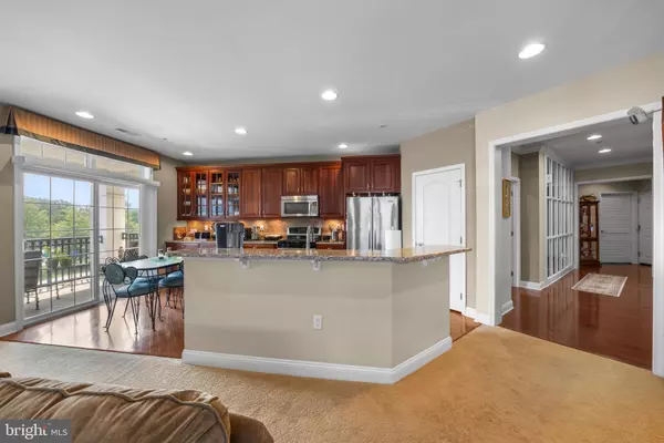 Cherry Hill, NJ 08002,2045 CRESCENT WAY