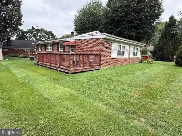 204 N BIDDLE ST, Marietta, PA 17547
