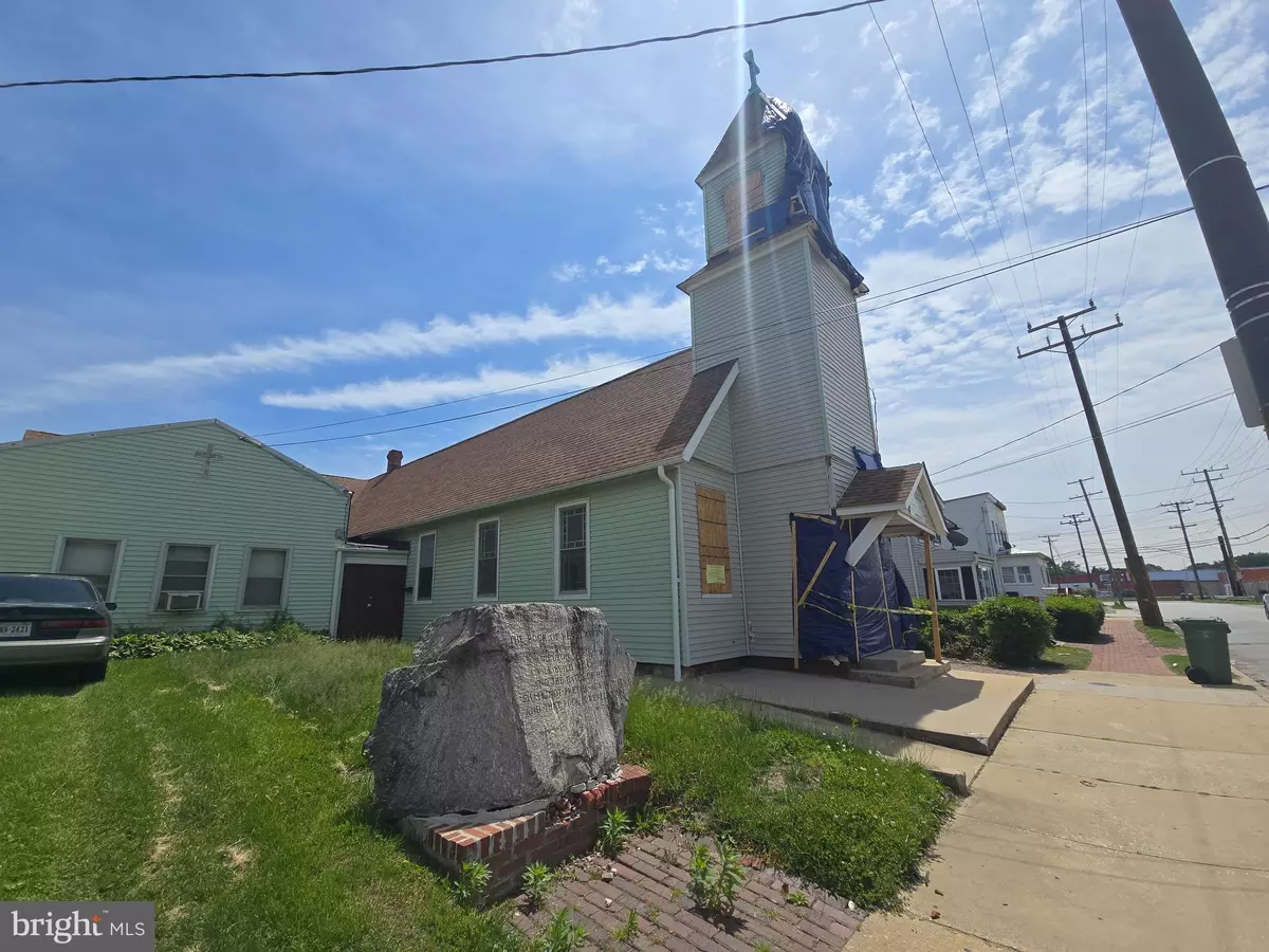 Baltimore, MD 21230,2111 HOLLINS FERRY RD