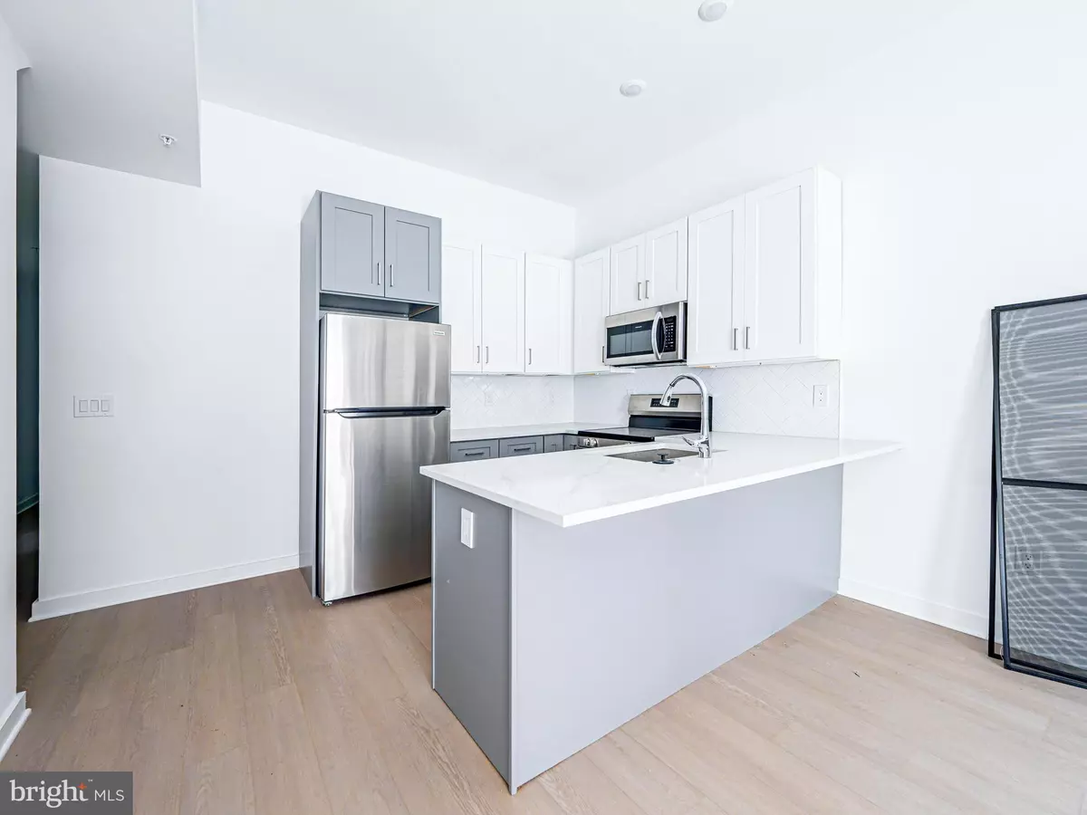 Philadelphia, PA 19121,2403-2407 W THOMPSON ST #1