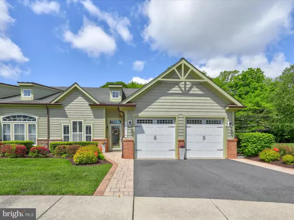 Ocean View, DE 19970,30919 STARLING RD #104A