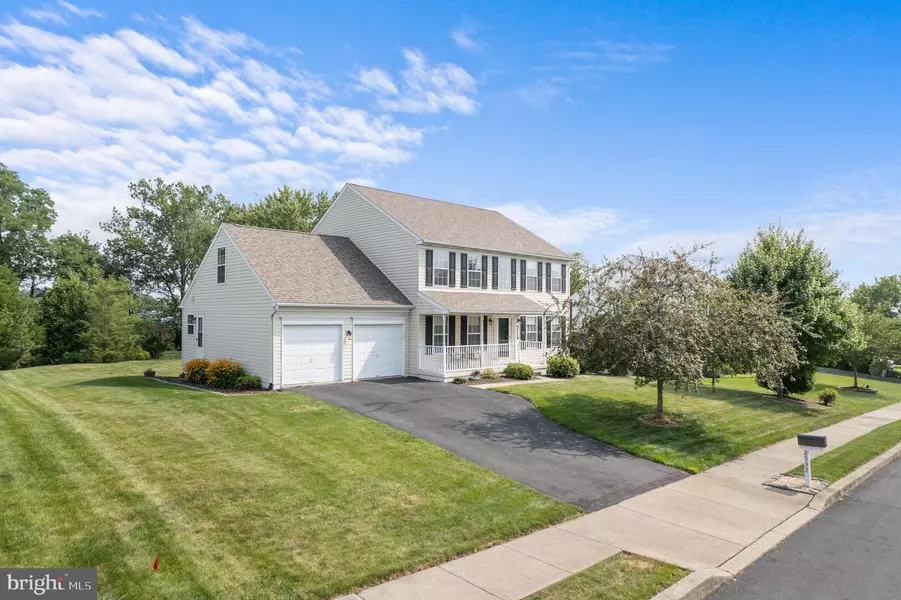 2532 BROOKE RD, Pennsburg, PA 18073