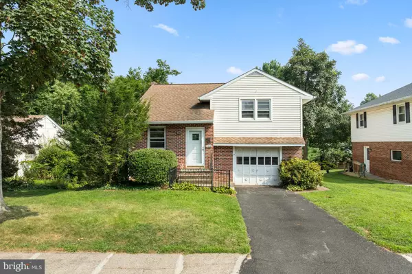 466 LINDEN AVE, Doylestown, PA 18901
