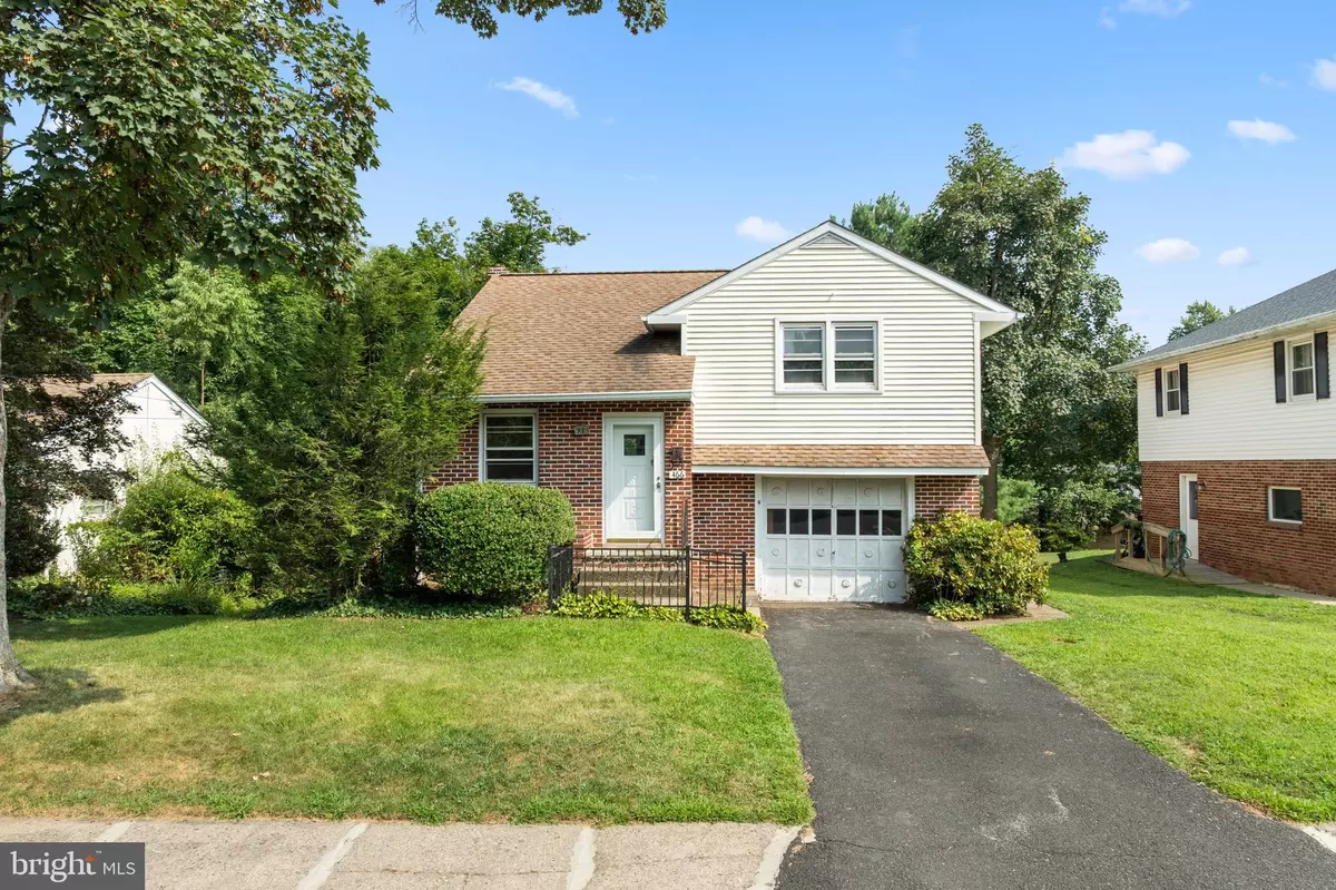Doylestown, PA 18901,466 LINDEN AVE