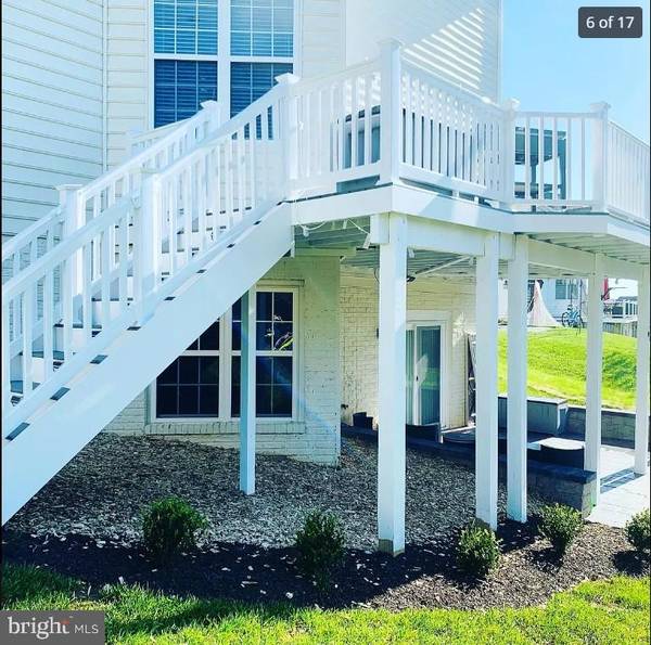 Chantilly, VA 20152,25189 BLACKSTONE CT