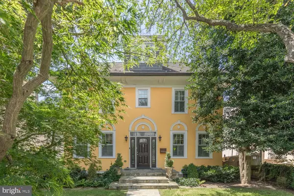 Washington, DC 20008,3224 CLEVELAND AVE NW #1