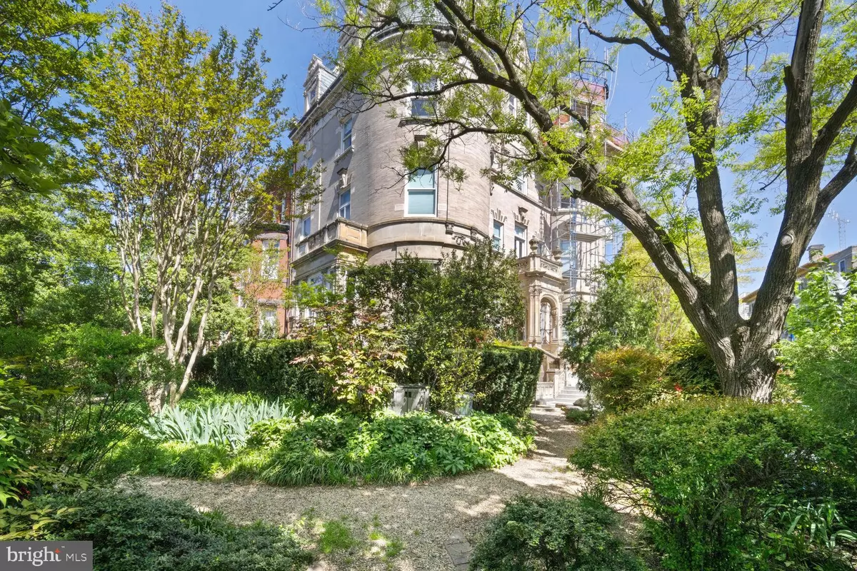 Washington, DC 20008,2201 MASSACHUSETTS AVE NW #1