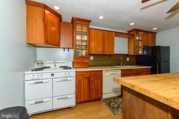 Barto, PA 19504,637 FORGEDALE RD