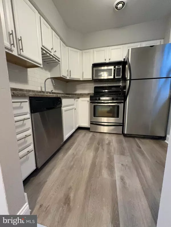 Philadelphia, PA 19150,928 E DURARD ST #1