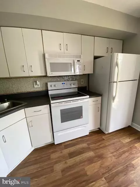Baltimore, MD 21237,6708 RIDGE RD #304