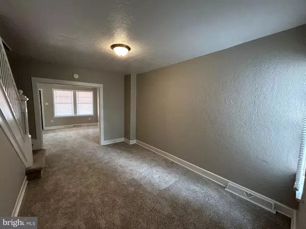 York, PA 17404,1110 W POPLAR ST