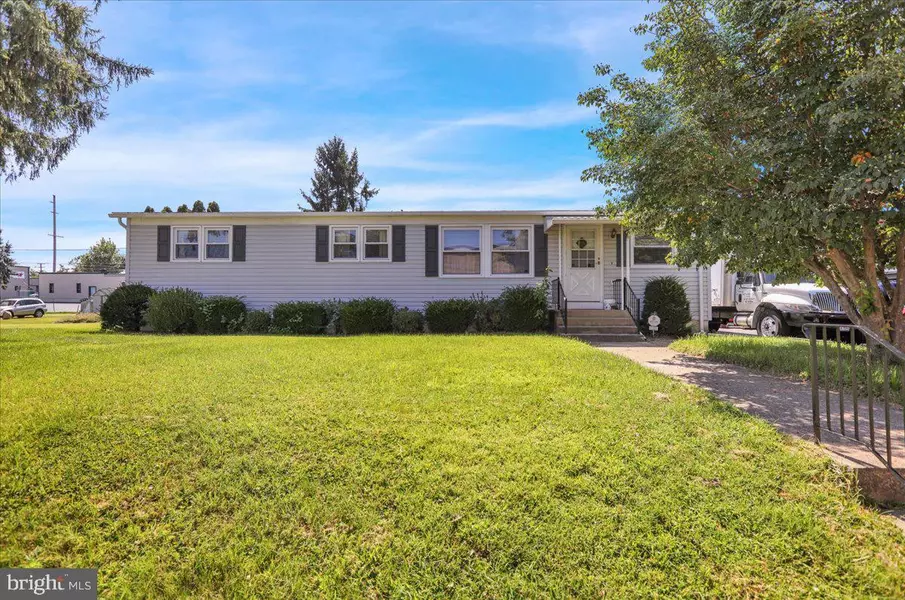 1320 CHESTER ST, Reading, PA 19601