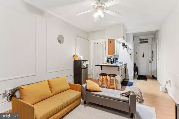 Philadelphia, PA 19107,1324 LOCUST ST #625