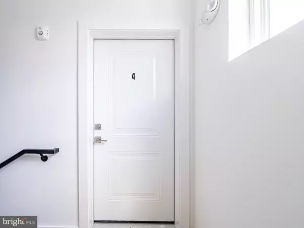 Philadelphia, PA 19121,2403-2407 W THOMPSON ST #4