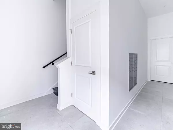 Philadelphia, PA 19121,2403-2407 W THOMPSON ST #5