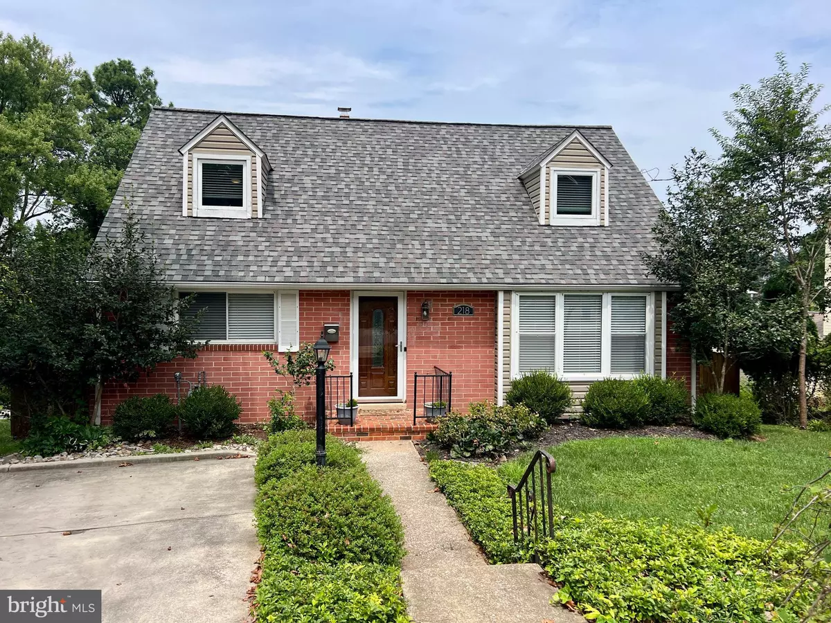 Pikesville, MD 21208,218 OAK AVE