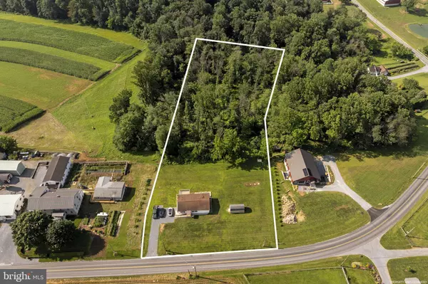 Narvon, PA 17555,5892 MEADVILLE RD