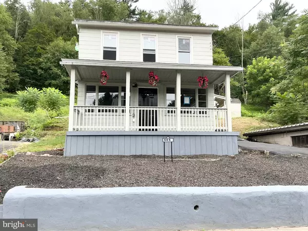 Pottsville, PA 17901,505 PEACOCK ST