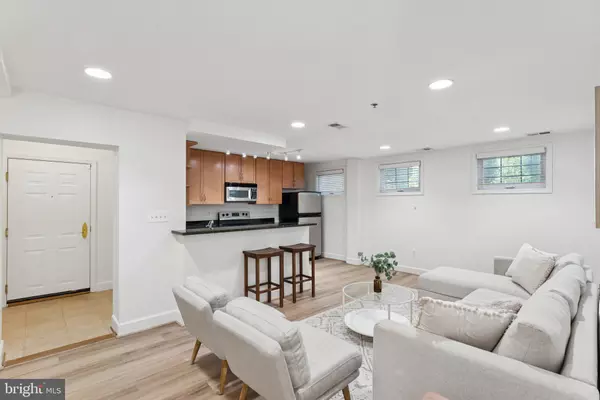 Alexandria, VA 22314,610 BASHFORD LN #1301