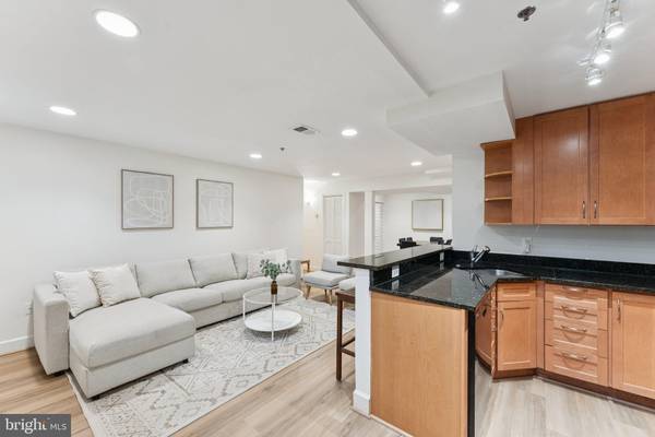 Alexandria, VA 22314,610 BASHFORD LN #1301