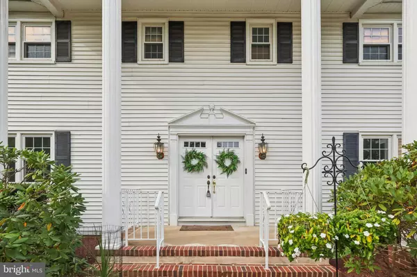 Ewing Twp, NJ 08560,15 TINA DR