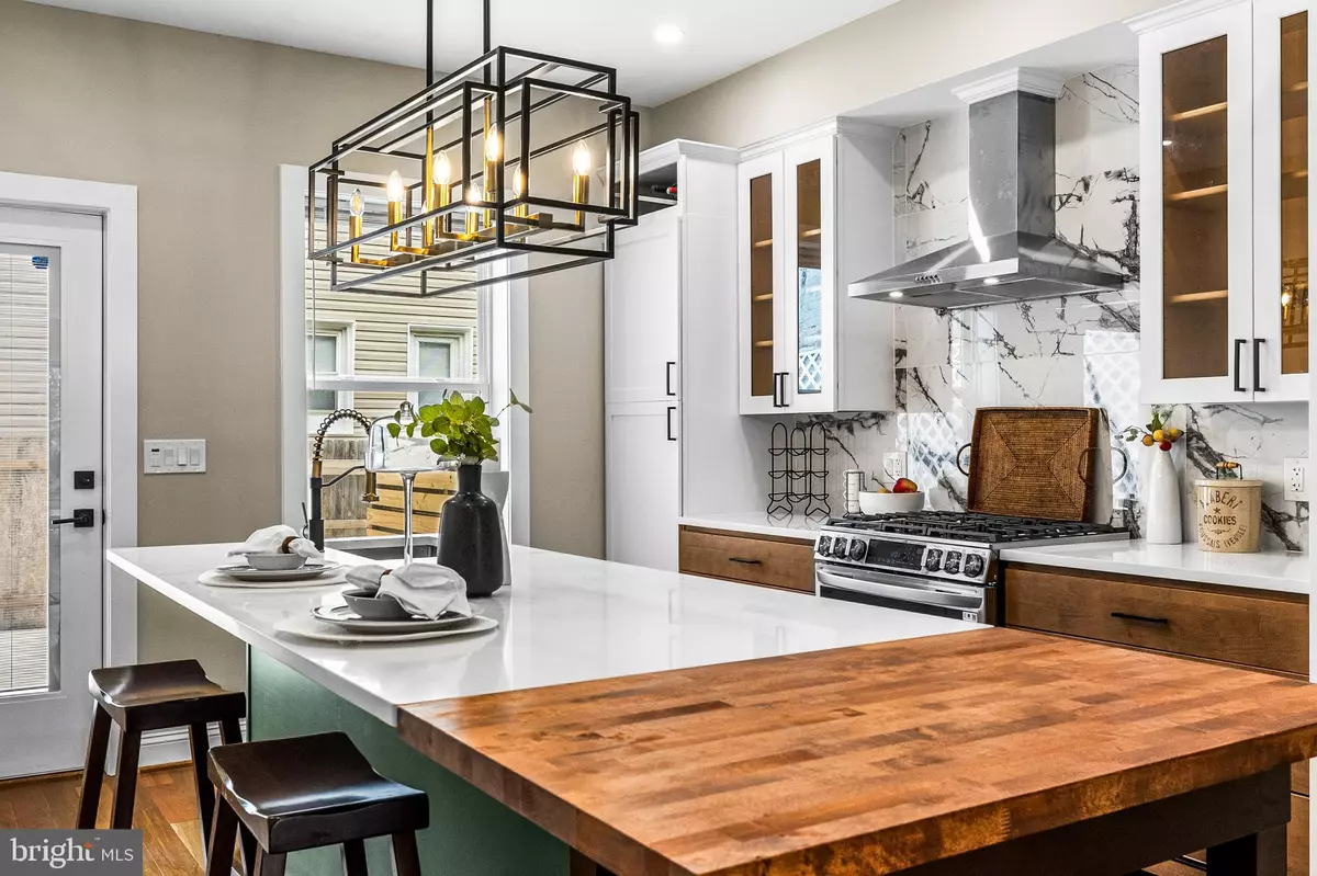 Baltimore, MD 21223,1003 S CAREY ST