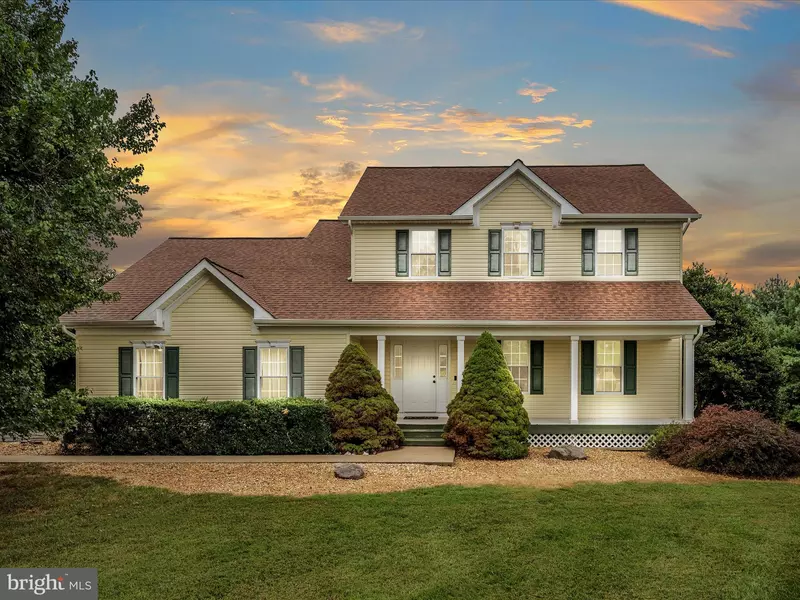 18 DEVONSHIRE DR, Charles Town, WV 25414