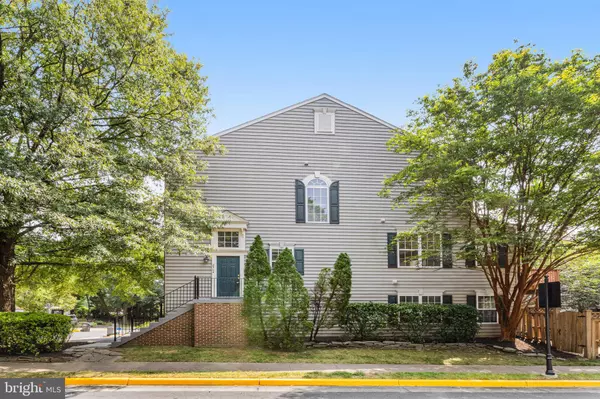 2964 KILDARE LN, Fairfax, VA 22031