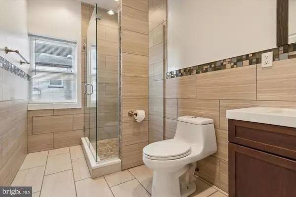 Philadelphia, PA 19122,1557 N ORKNEY ST