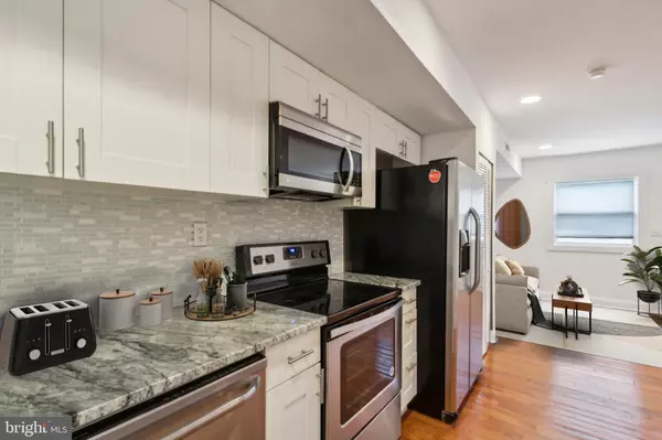 Philadelphia, PA 19122,1557 N ORKNEY ST