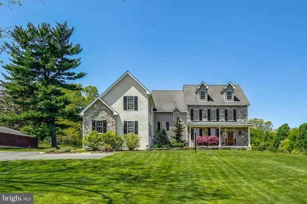 3370 LOWER SAUCON RD, Hellertown, PA 18055